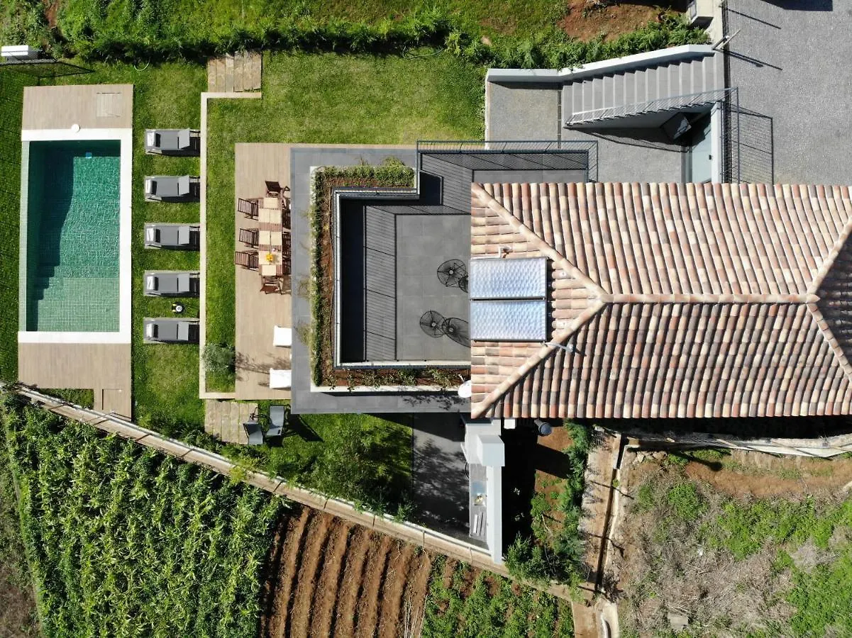 Beautiful Calheta Villa Villa Bella Vita 3 Bedrooms Stunning Sea Views Rural Setting  卡列塔