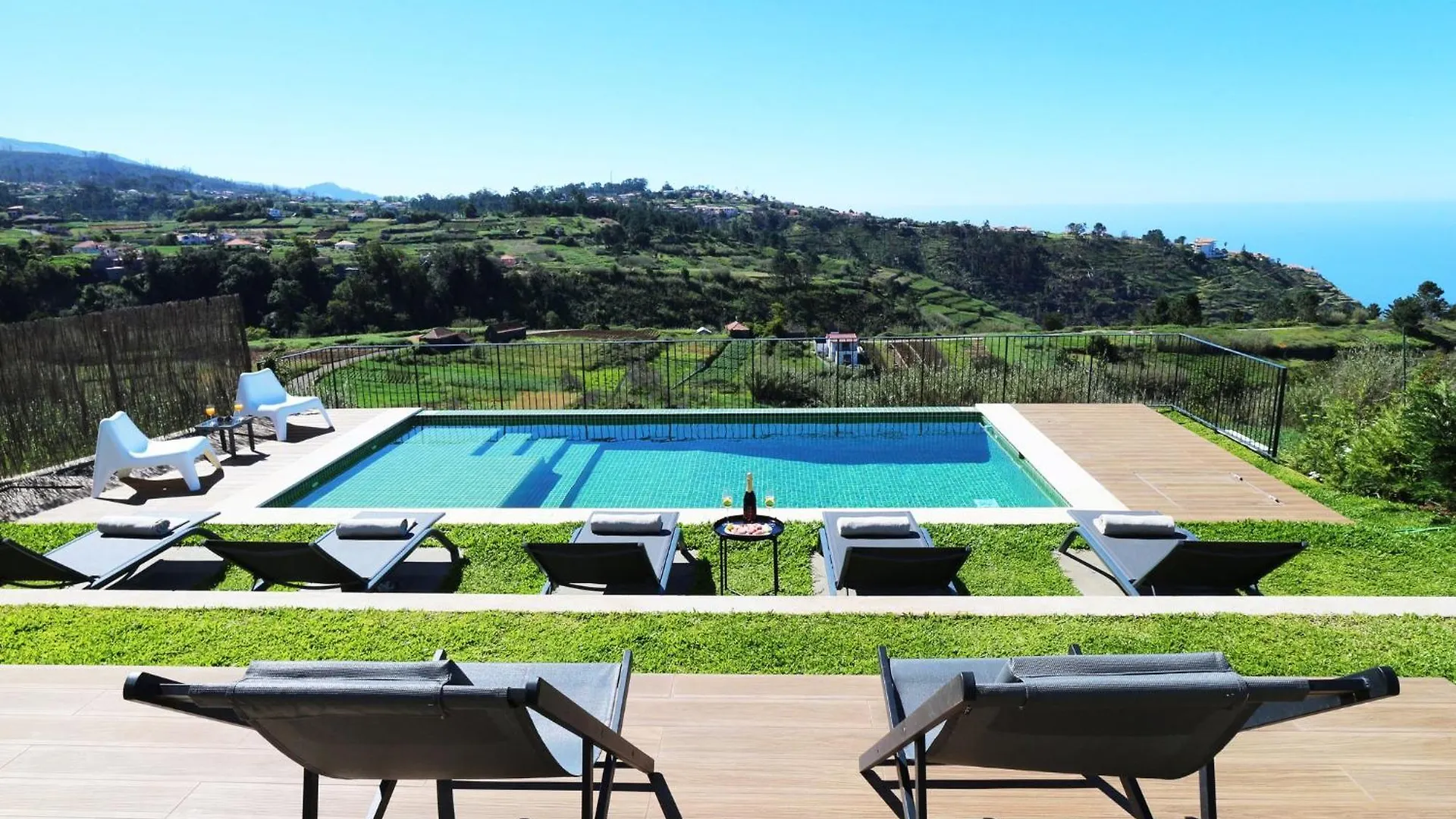 Beautiful Calheta Villa Villa Bella Vita 3 Bedrooms Stunning Sea Views Rural Setting